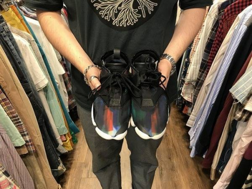 ストリートブランドのワイスリー