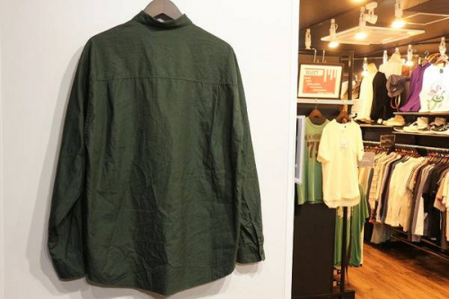 オーラリーのコモリ