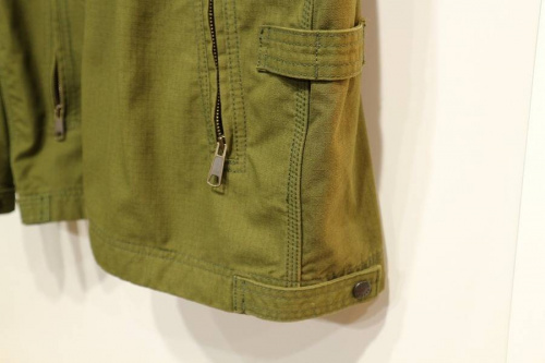 シュプリームの古着買取