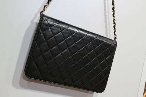 シャネルの古着買取