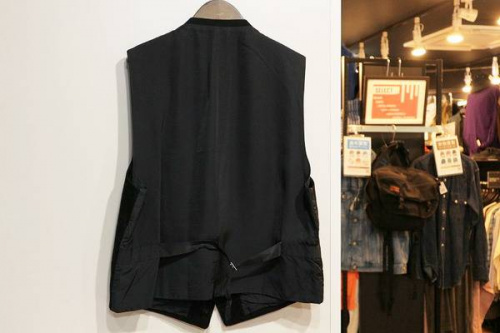 コムデギャルソンのヨウジヤマモト