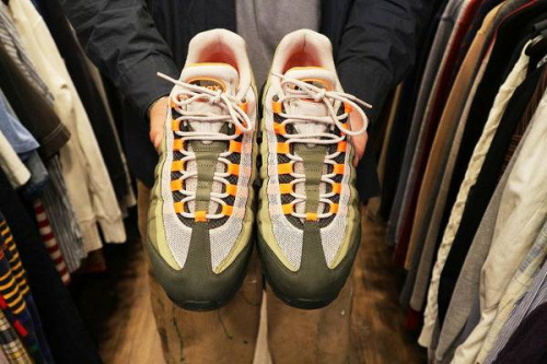 買取入荷のナイキ