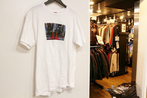 レアアイテムのシュプリーム