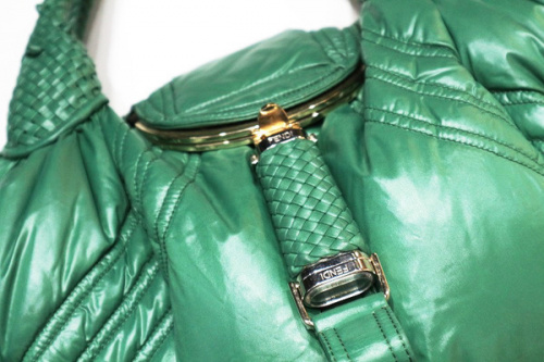 モンクレールのフェンディ