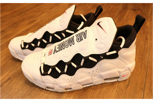 ストリートブランドのアディダス