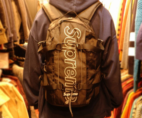 ストリートブランドのシュプリーム