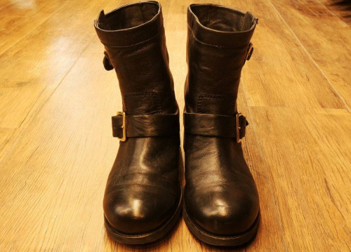 ジミーチュウのシャネル