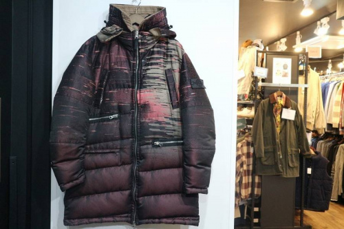 レアアイテムのストーンアイランド