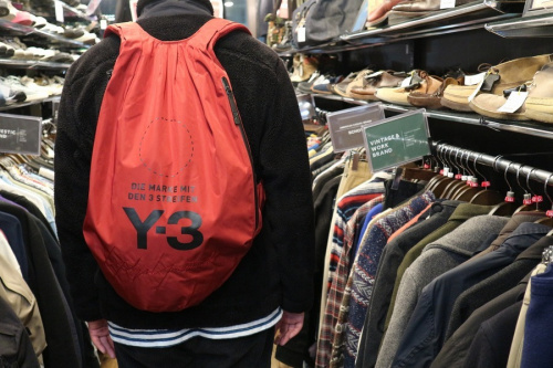 レアアイテムのY-3(ワイスリー)