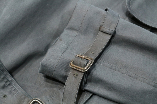 古着のトレンチコート