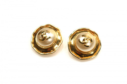買取入荷のCHANEL（シャネル）
