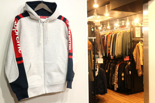 ストリートブランドのシュプリーム