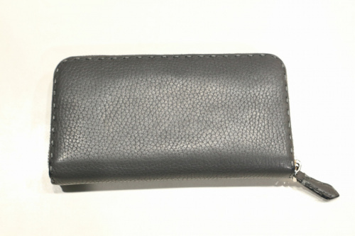 フェンディのプラダ