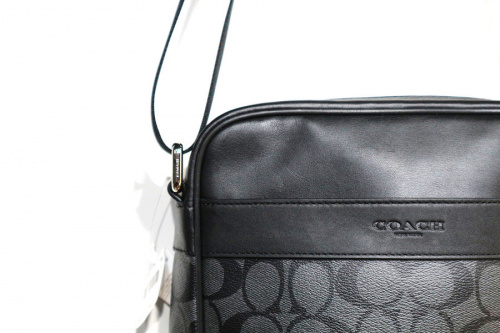 ラグジュアリーブランドのcoach