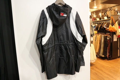 ナイキのリカルドティッシ