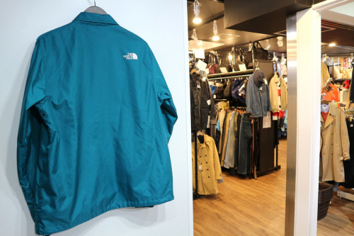 ザ・ノースフェイスのコーチジャケット