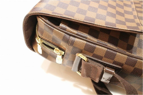 ショルダーバッグ