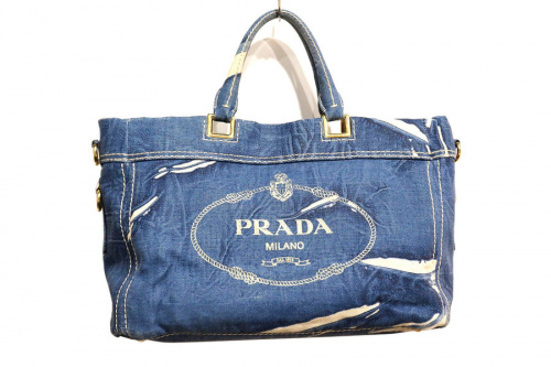 PRADAのプラダ