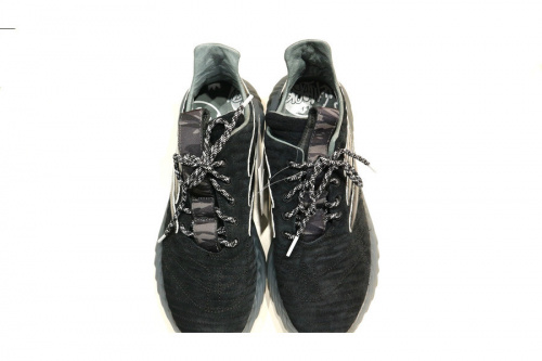 adidasのアディダス