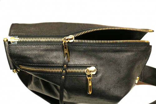 れざーショルダーバッグの古着