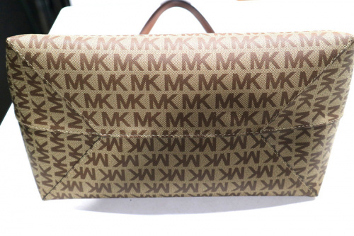 ﾘﾊﾞｰｼﾌﾞﾙﾄｰﾄﾊﾞｯｸﾞの古着買取