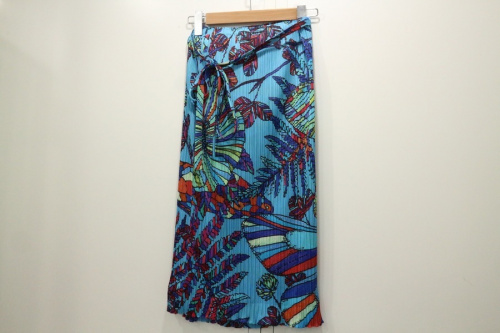 PLEATS PLEASEのプリーツプリーズ