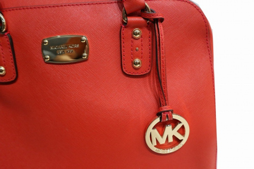 マイケルコースのバッグ