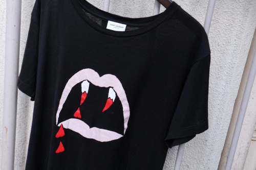 Tシャツ