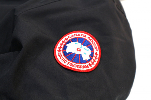 CHARLOTTE PARKAの古着