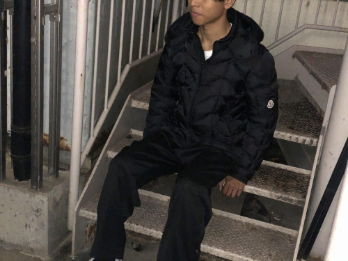 ラグジュアリーブランドのMONCLER