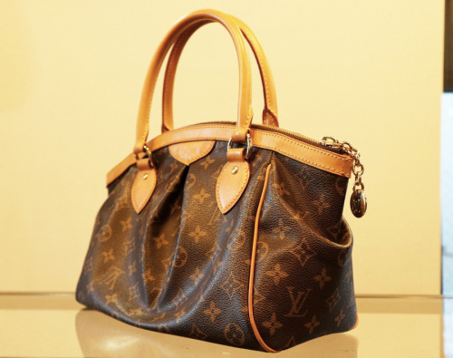 ラグジュアリーブランドのLOUIS　VUITTON