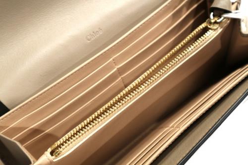 クロエの長財布