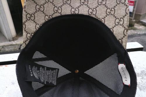 GUCCI グッチのタイガープリントGGスプリームキャンバスベースボールキャップ