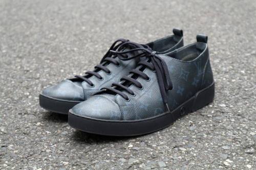 ラグジュアリーブランドのLOUIS VUITTON 　