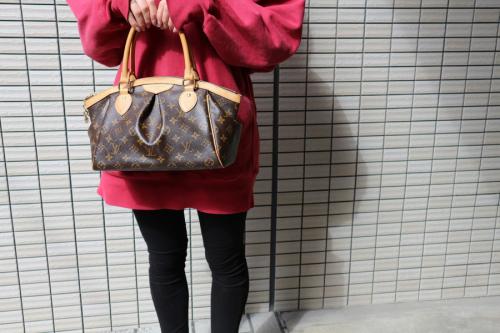 LOUIS VUITTON 　のルイ ヴィトン　