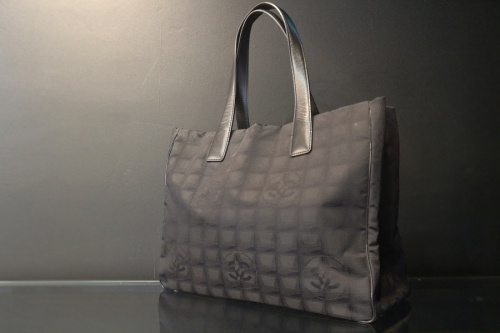 ラグジュアリーブランドのCHANEL