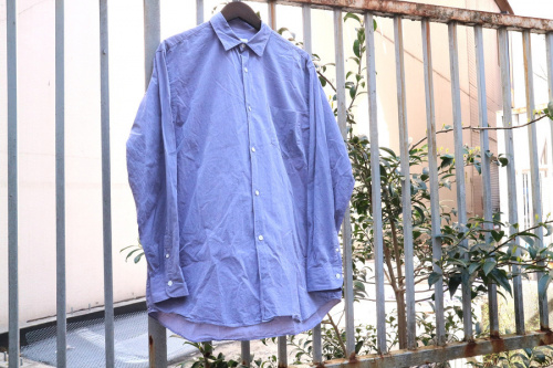 ドメスティックブランドのCOMOLI