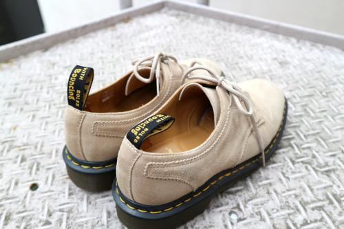 ドクターマーチン × エンジニアドガーメンツのスエードシューズ