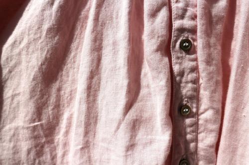 リネンブラウスの古着