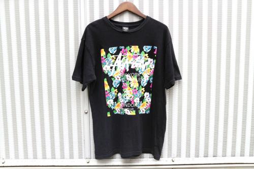 ステューシーのTシャツ