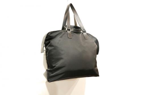 プラダの2WAYバッグ