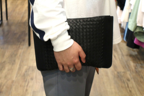 ラグジュアリーブランドのBOTTEGA VENETA
