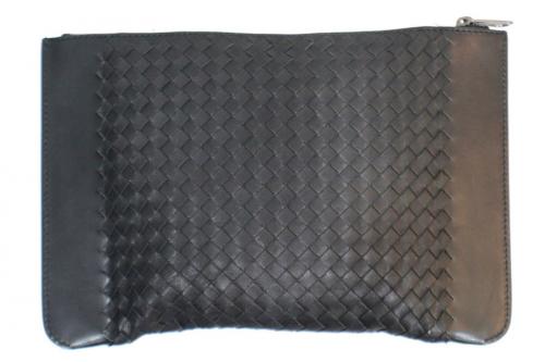 ボッテガベネタのクラッチバッグ