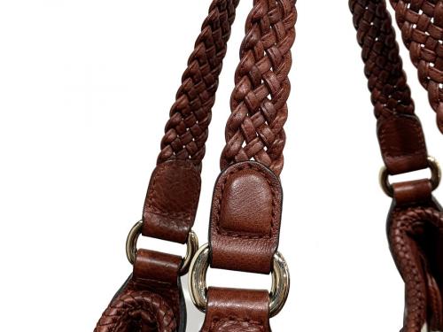 グッチのセミショルダーバッグ