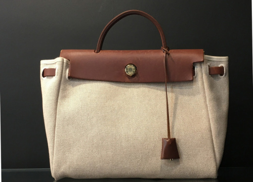 ラグジュアリーブランドのHERMES