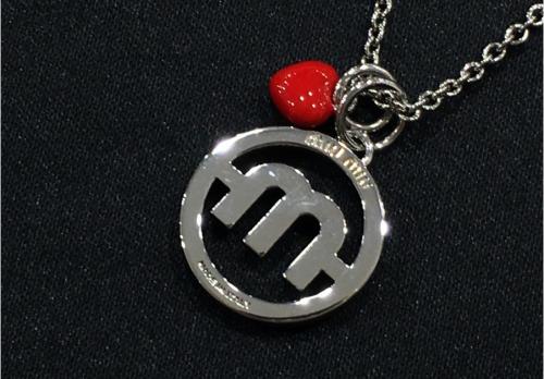 ラグジュアリーブランドのレディース