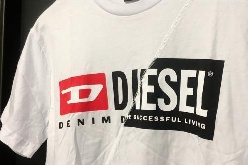 ディーゼルのTシャツ