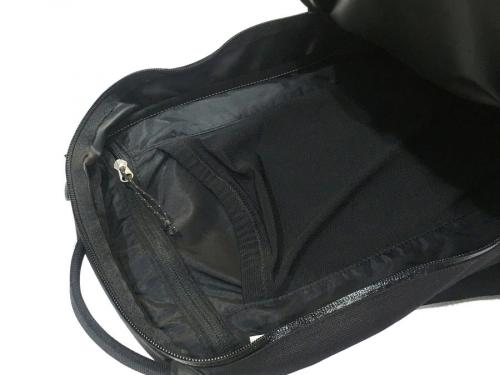 バックパックのメンズ