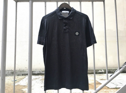 インポートブランドのSTONE ISLAND