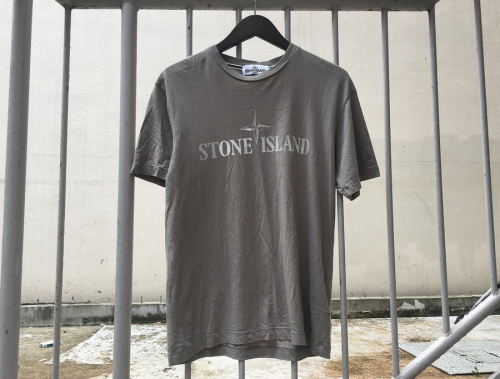 インポートブランドのSTONE ISLAND